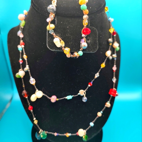 Boutique Beaded LONG Necklace and Bracelet Bundle! - Picture 3 of 9